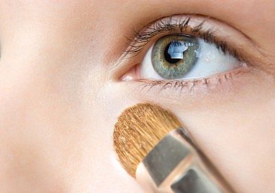 Corrige imperfecciones con tu maquillaje