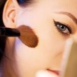 Contouring natural: cómo esculpir tu rostro sin parecer una máscara