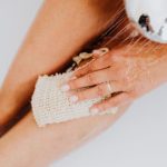 Exfoliación corporal: la guía que te faltaba para una piel suave todo el año